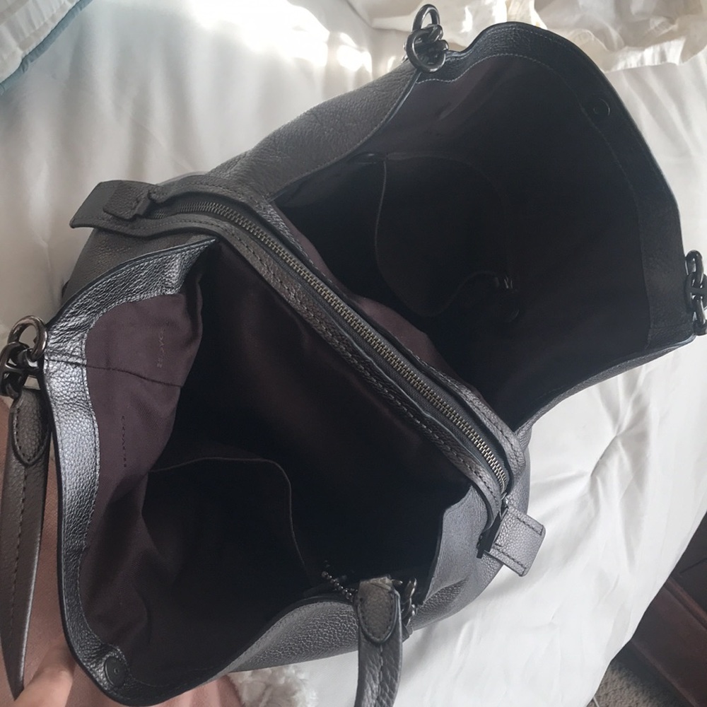 Coach Shoulder Bag - Picture 4 of 9
